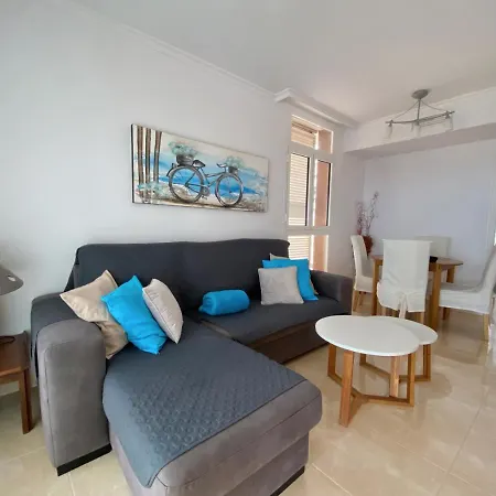 Flat Playa De Oro 6th Floor דירה קלפה